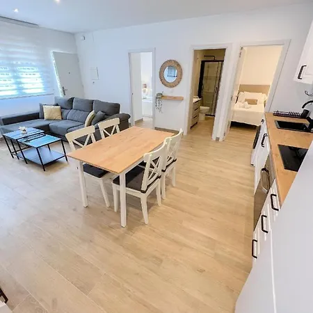 Lovely Flat Center 2 Bedrooms Апартаменты Торремолинос
