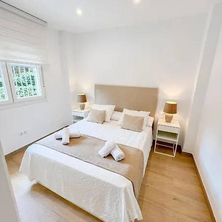 Lägenhet Lovely Flat Center 2 Bedrooms