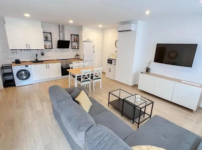 Lovely Flat Center 2 Bedrooms * Torremolinos